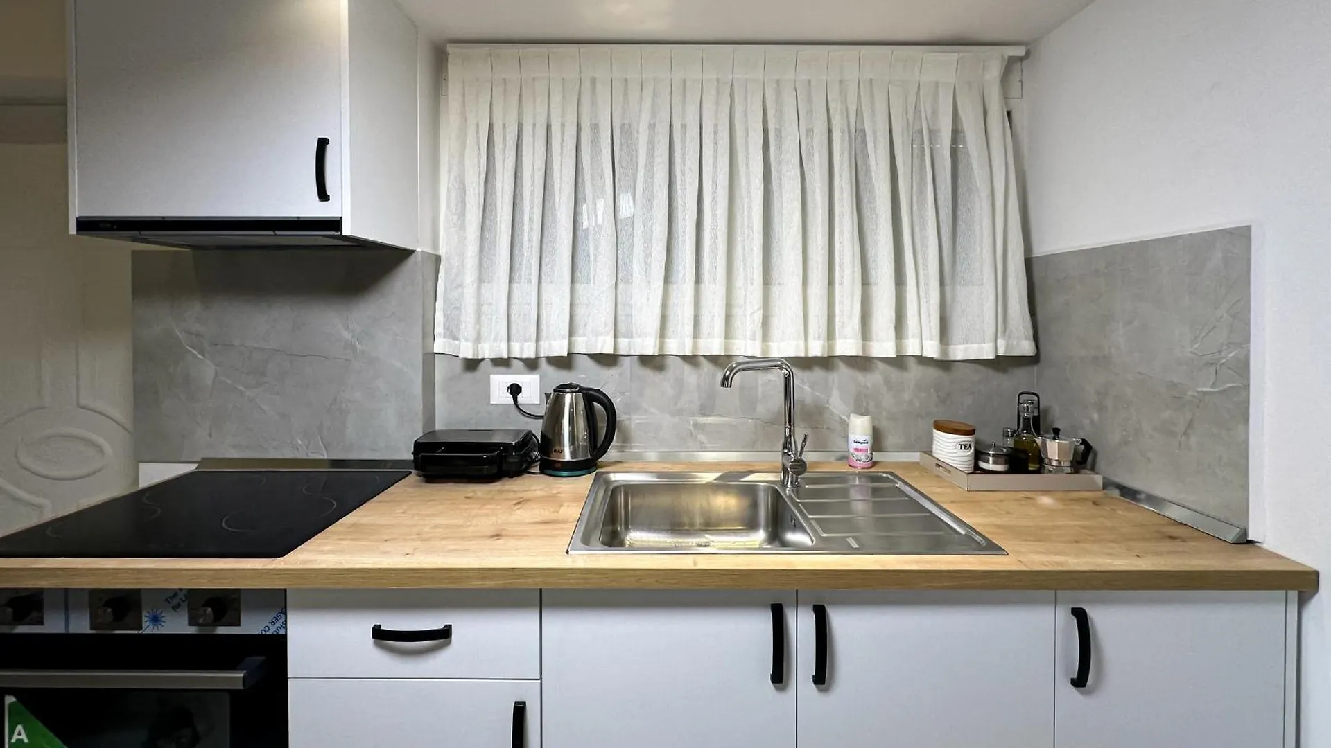Lägenhet Home Select Tirana 2 Albanien