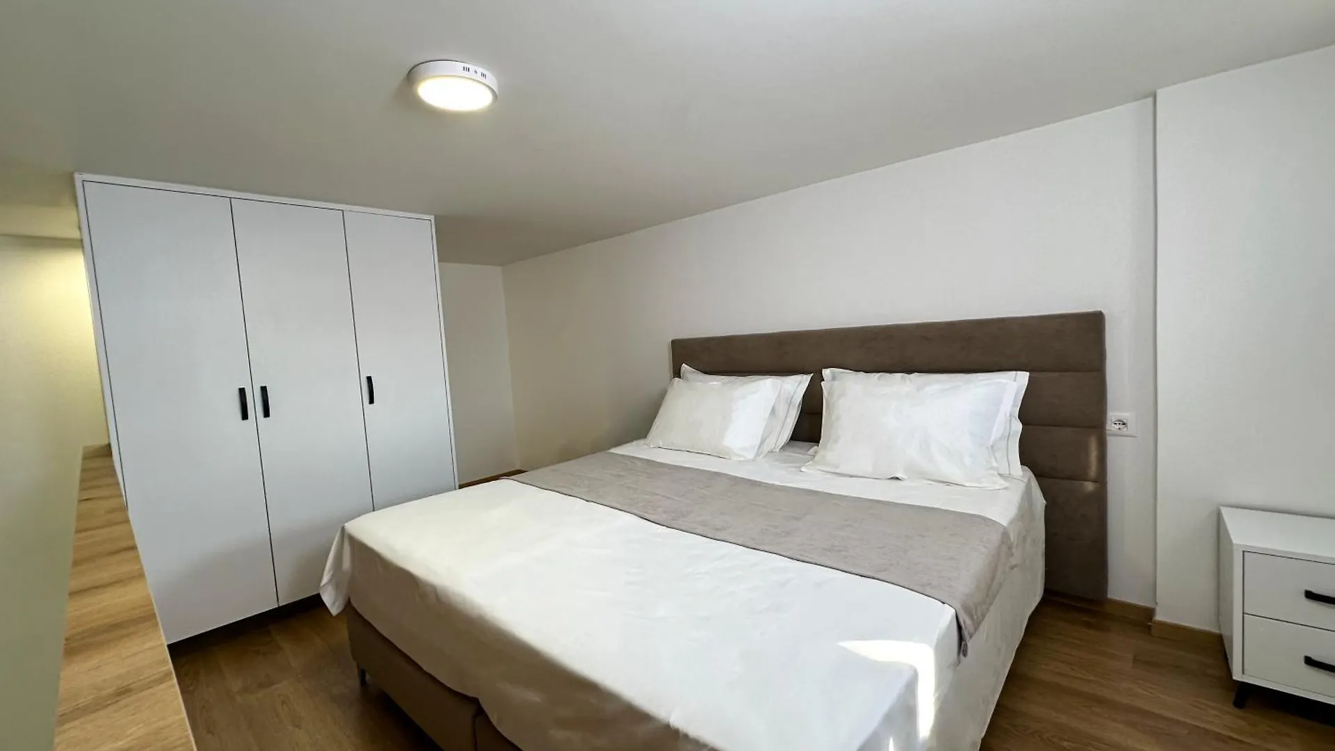 Apartament Home Select Tirana 2