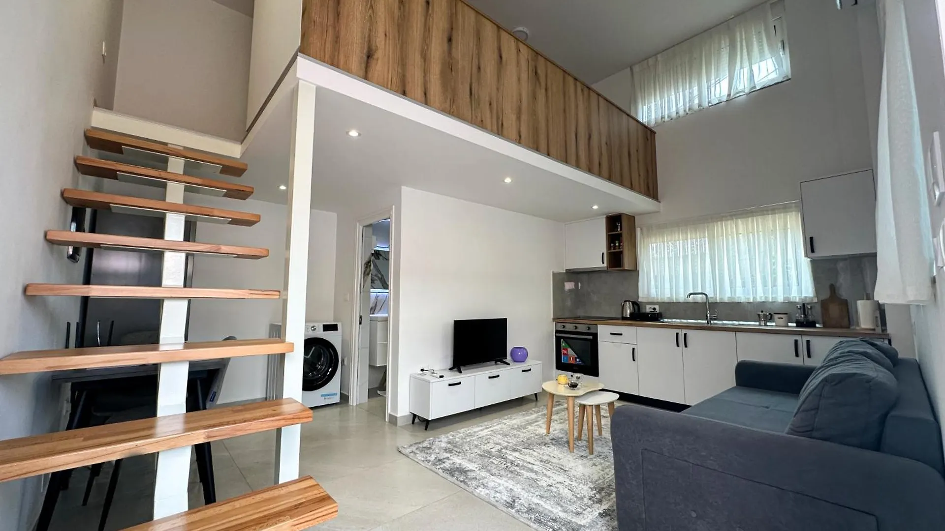 Home Select Tirana 2